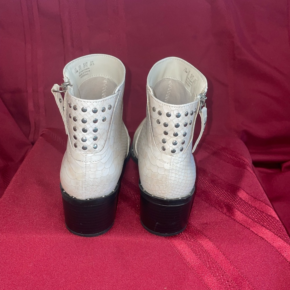 Women Size 7.5 Fergalicious Boots White Faux Snake Skin Block Heel